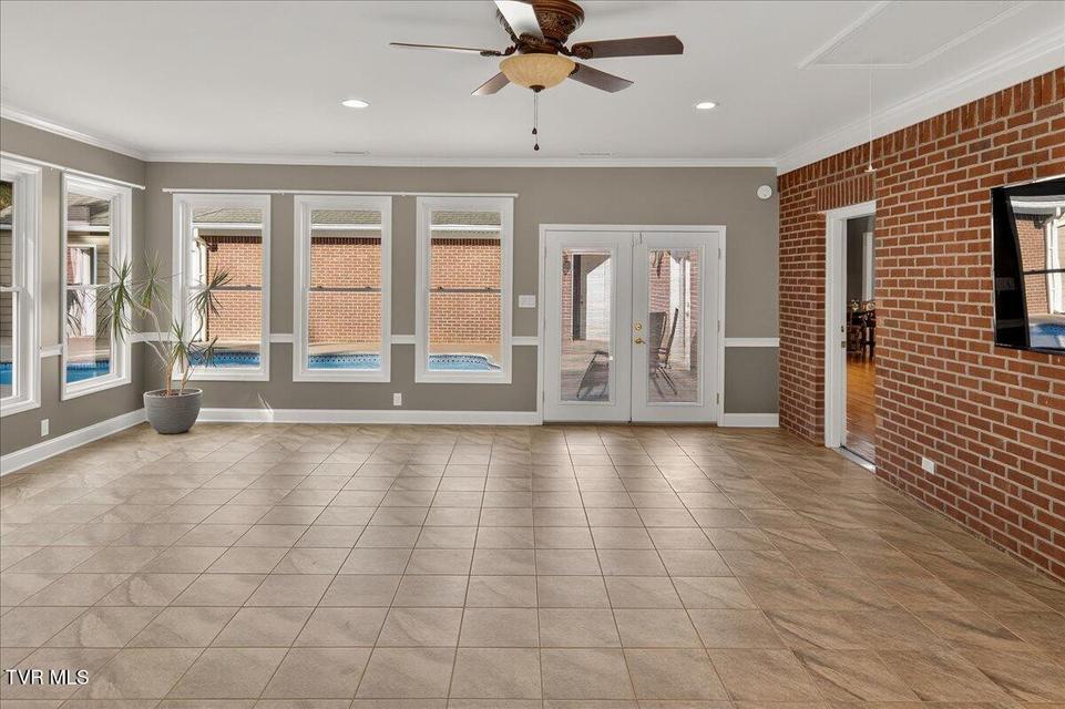 Photo #43: 101 Bond Town Road