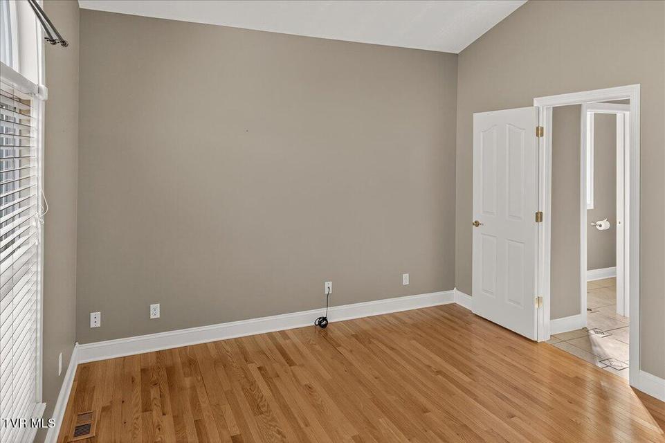 Photo #71: 101 Bond Town Road