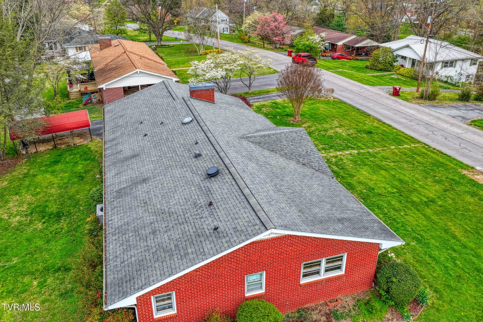 Photo #30: 1503 Lakeview Drive