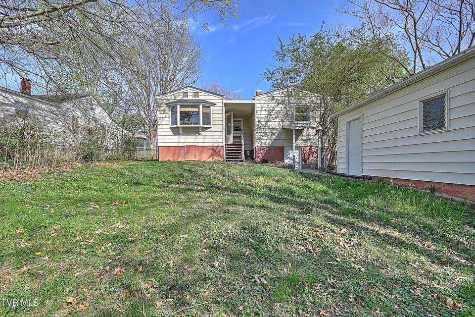 Photo #29: 1011 Johnson Avenue