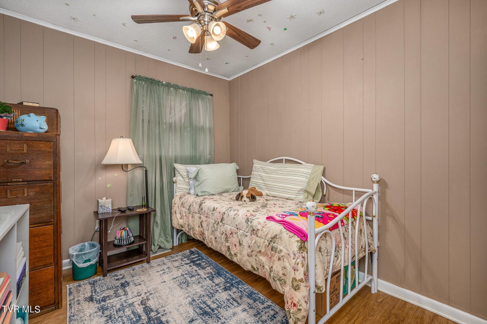 Photo #21: 557 Waddell Road