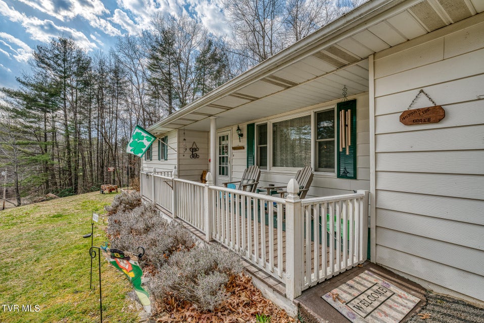 Photo #43: 557 Waddell Road