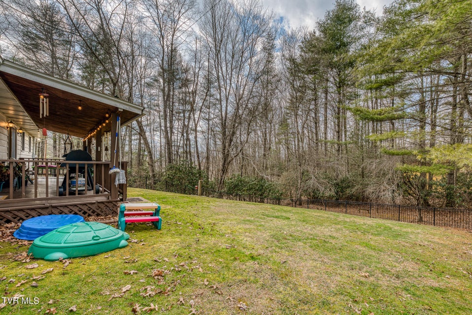 Photo #47: 557 Waddell Road