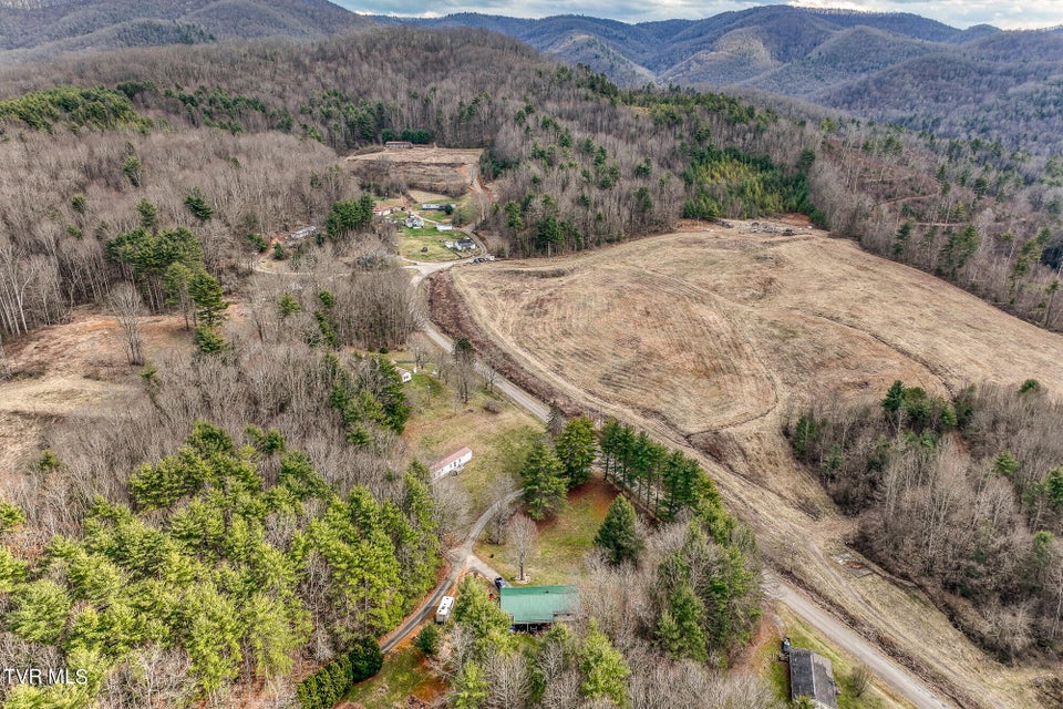 Photo #55: 557 Waddell Road