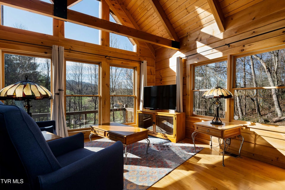 Photo #31: 277 Arrowhead Trail