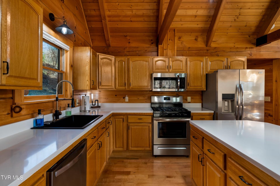 Photo #40: 277 Arrowhead Trail