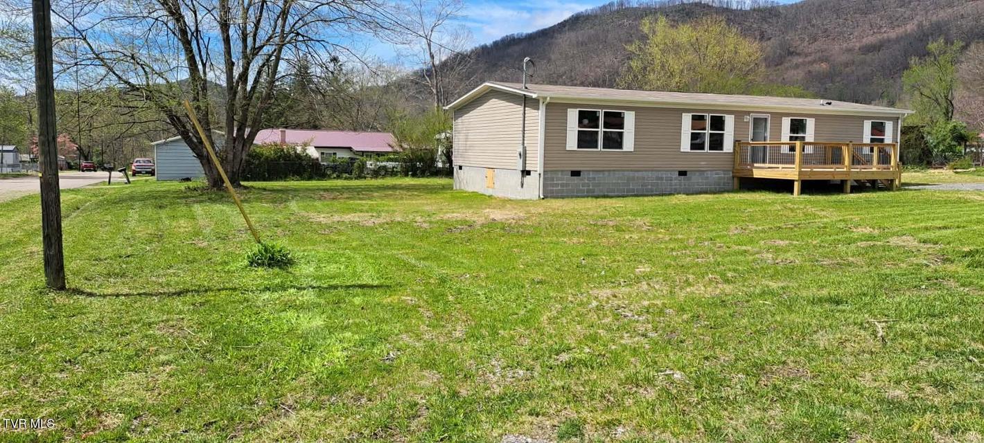 Photo #3: 111 28th Street