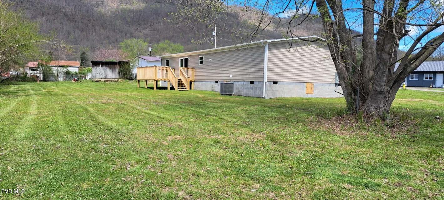 Photo #2: 111 28th Street