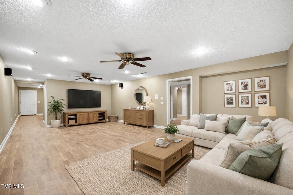 Photo #46: 2070 King College Road