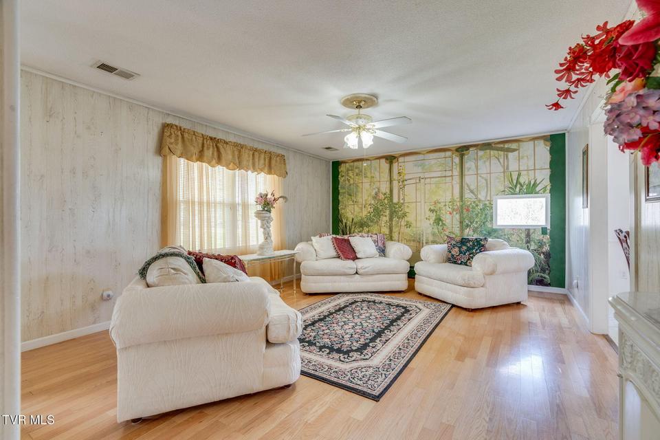 Photo #5: 101 Hickory Circle