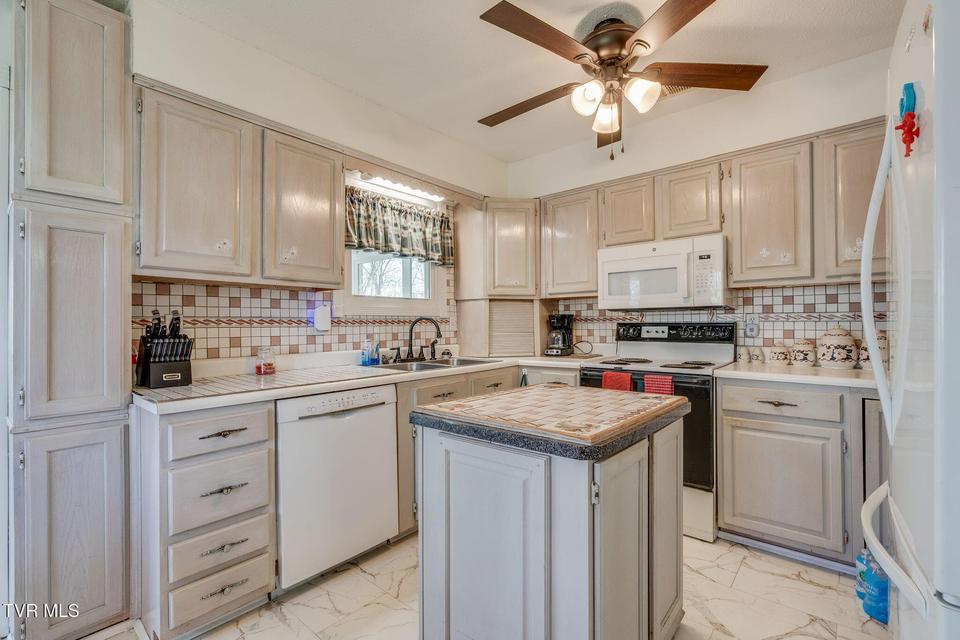 Photo #9: 101 Hickory Circle