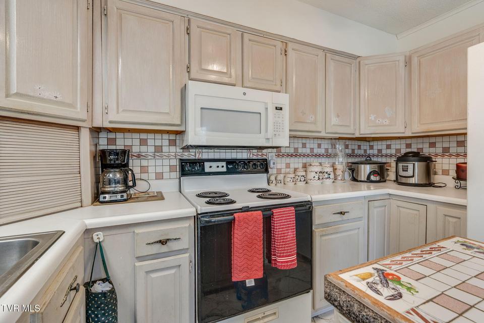 Photo #11: 101 Hickory Circle