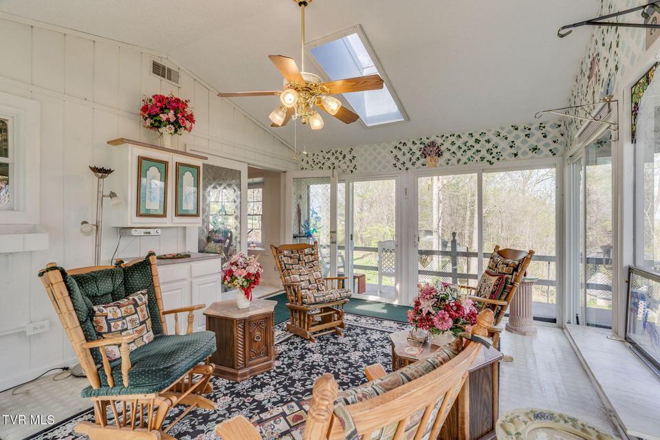 Photo #14: 101 Hickory Circle