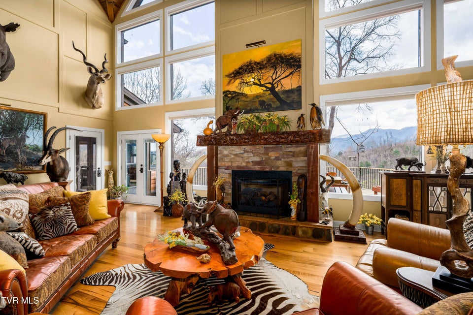 Photo #3: 710 Gordon Ridge Road