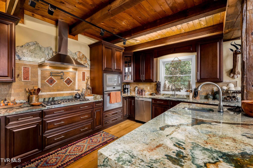 Photo #2: 710 Gordon Ridge Road