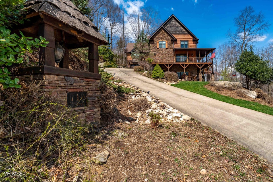 Photo #12: 710 Gordon Ridge Road