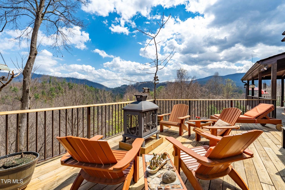 Photo #19: 710 Gordon Ridge Road