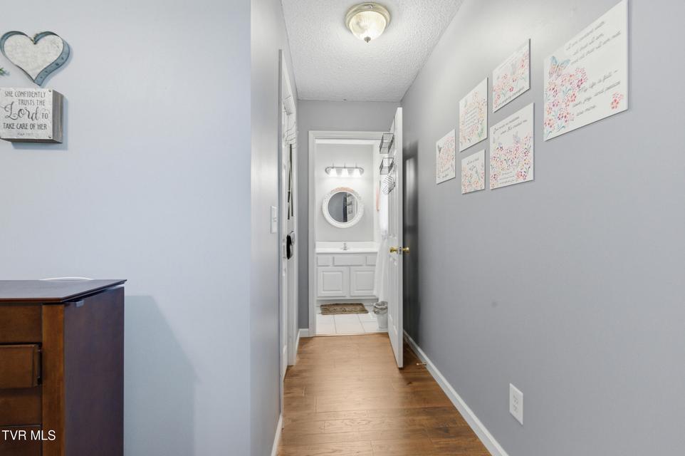 Photo #26: 408 Lynn Road