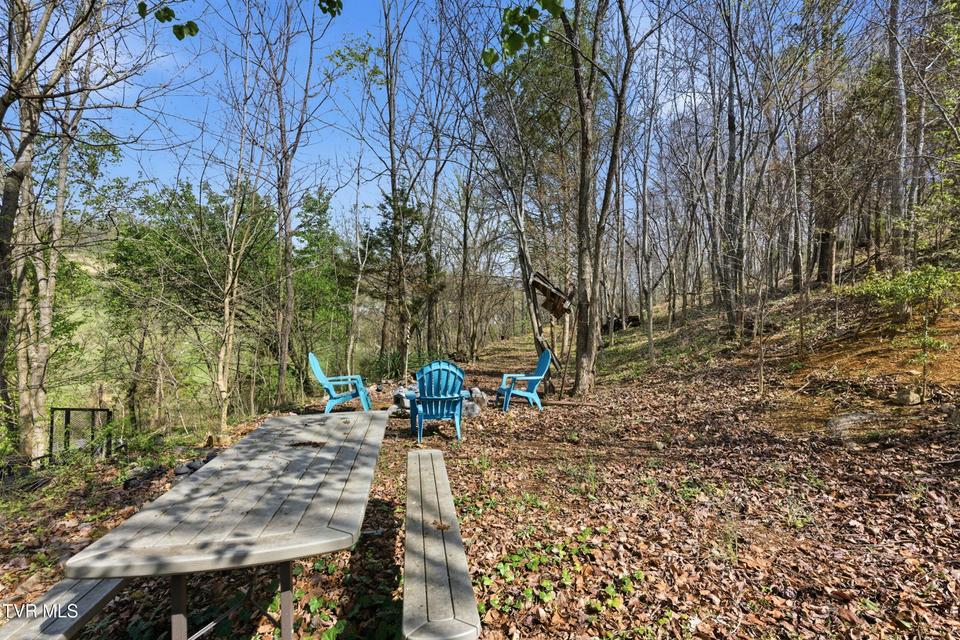 Photo #33: 408 Lynn Road