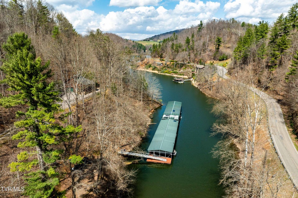 Photo #24: 710 Gordon Ridge Road