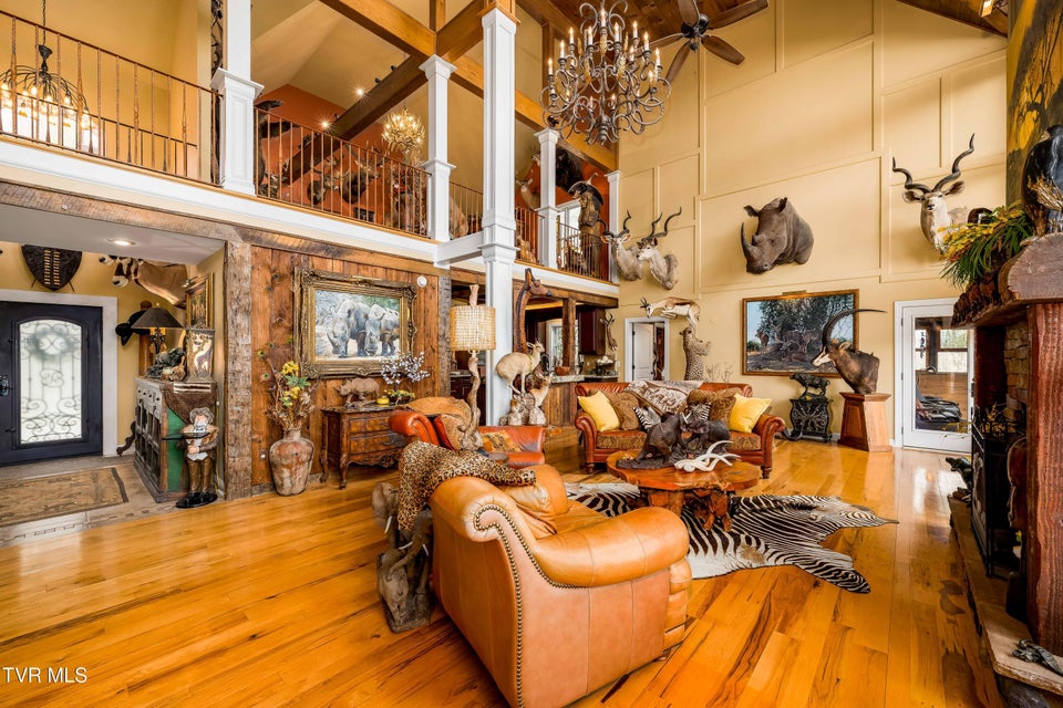 Photo #25: 710 Gordon Ridge Road