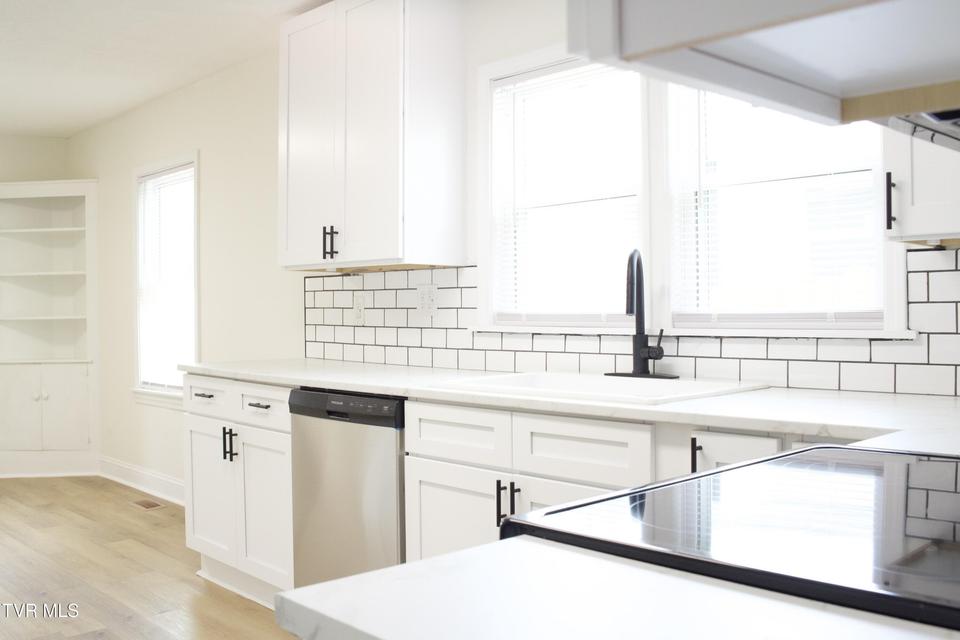 Photo #5: 1908 Reedy Creek Road