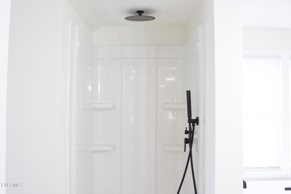 Photo #11: 1908 Reedy Creek Road