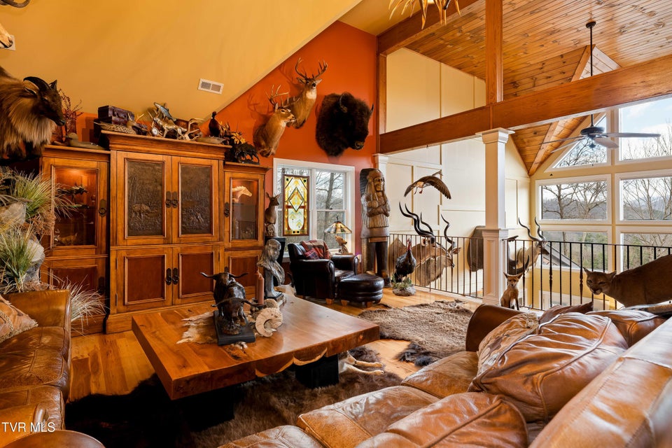 Photo #37: 710 Gordon Ridge Road