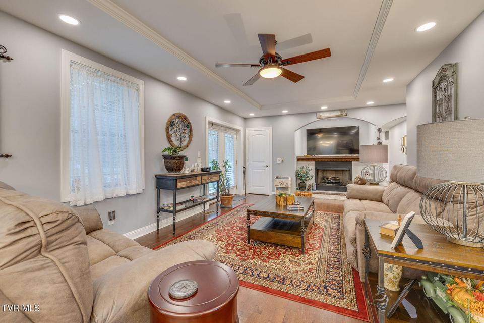 Photo #7: 191 Tennessee 143 