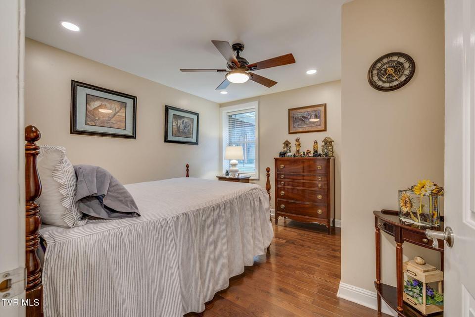 Photo #21: 191 Tennessee 143 