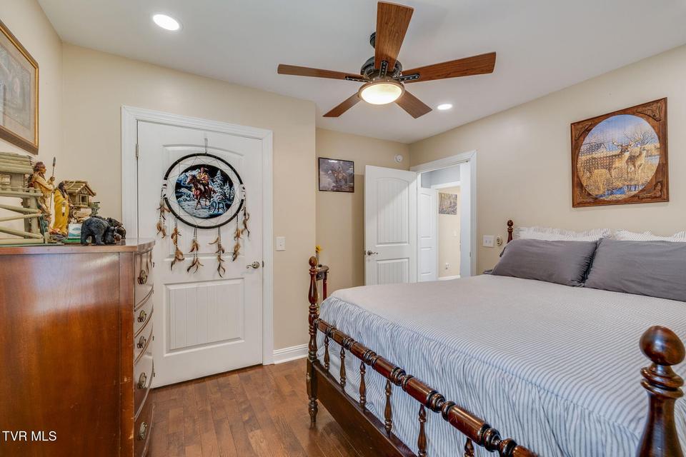 Photo #23: 191 Tennessee 143 