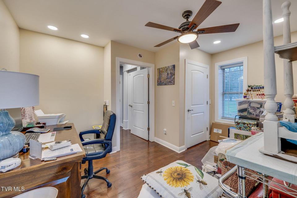 Photo #26: 191 Tennessee 143 