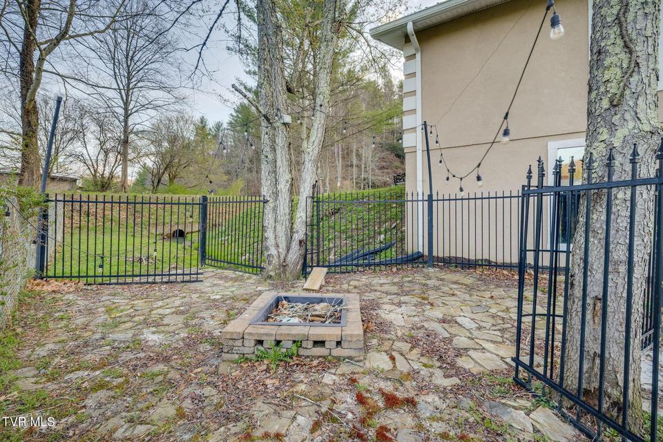 Photo #30: 191 Tennessee 143 