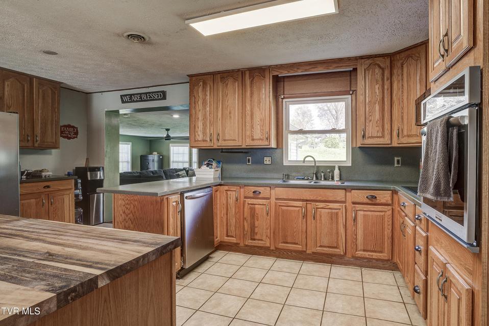 Photo #7: 247 Cedar Point Road