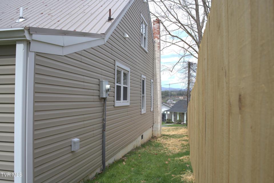 Photo #24: 1908 Reedy Creek Road