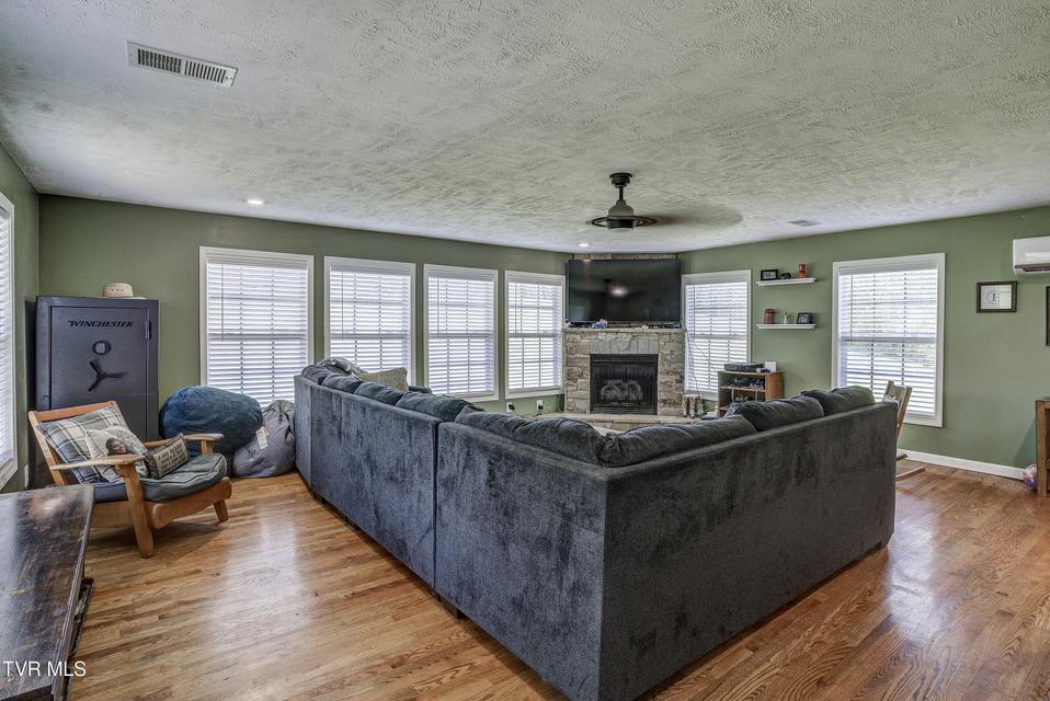 Photo #16: 247 Cedar Point Road