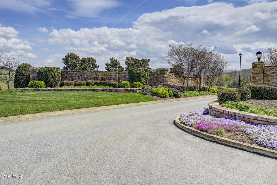 Photo #31: 156 Forest Lane