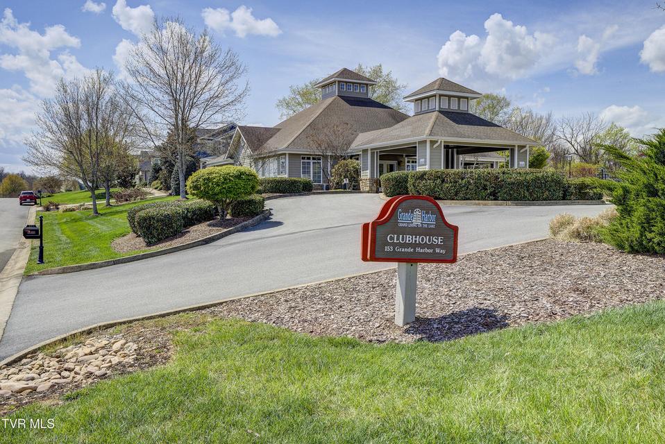 Photo #32: 156 Forest Lane