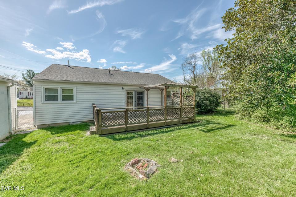 Photo #22: 1012 Lincoln Avenue