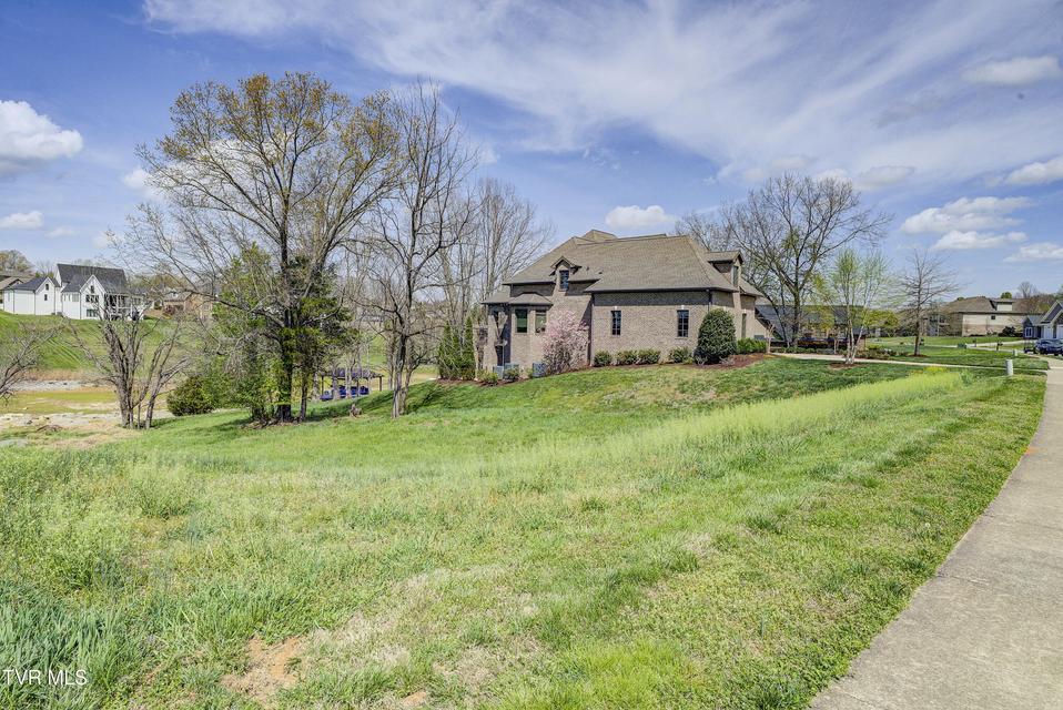 Photo #24: 156 Forest Lane