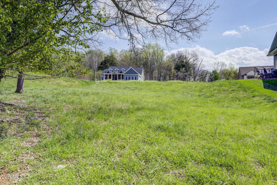 Photo #27: 156 Forest Lane