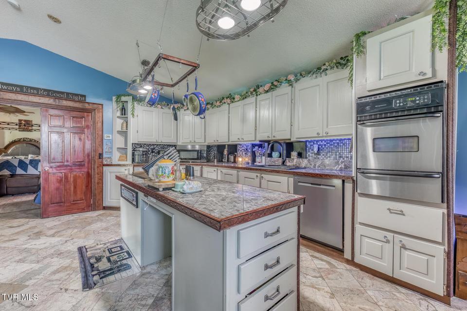 Photo #33: 1436 Charity Hill Road