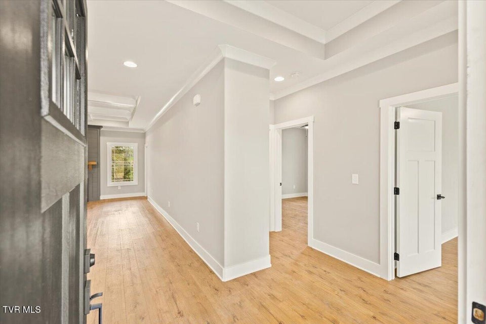 Photo #4: 785 Twilight Falls