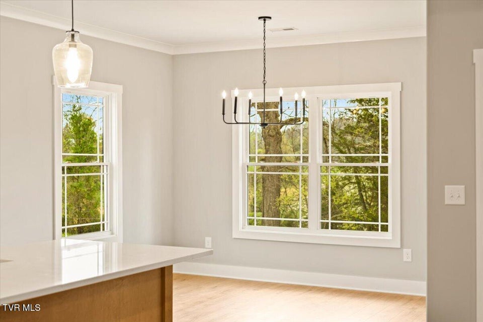 Photo #15: 785 Twilight Falls