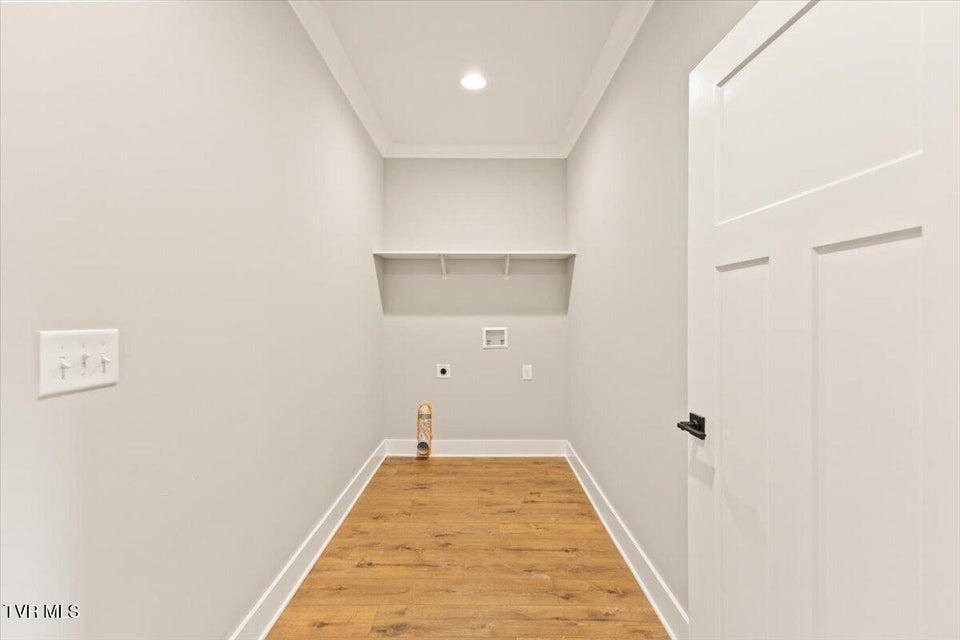 Photo #18: 785 Twilight Falls