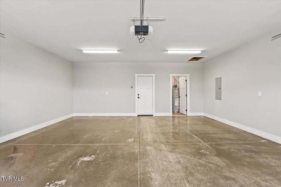 Photo #30: 785 Twilight Falls