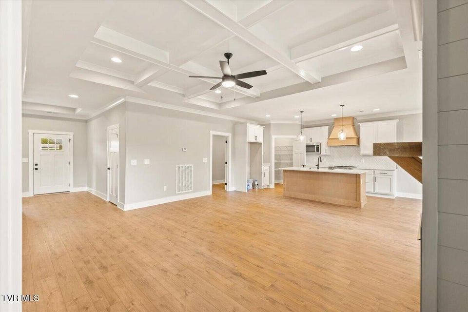 Photo #17: 785 Twilight Falls