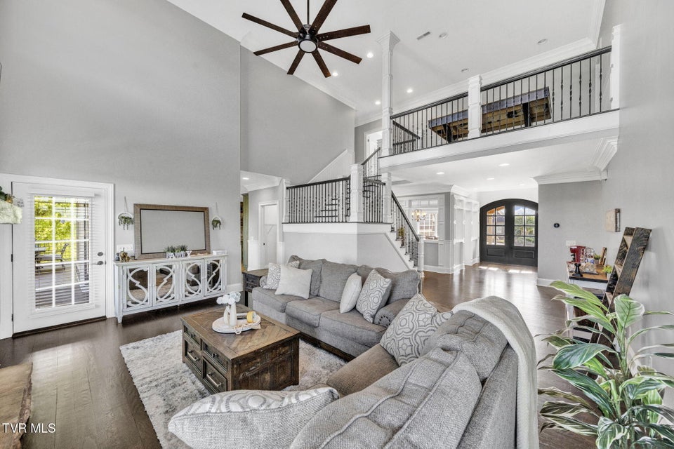 Photo #5: 301 Sunset Ridge Court