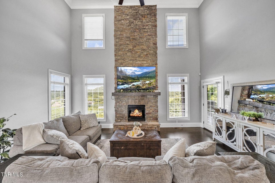 Photo #7: 301 Sunset Ridge Court