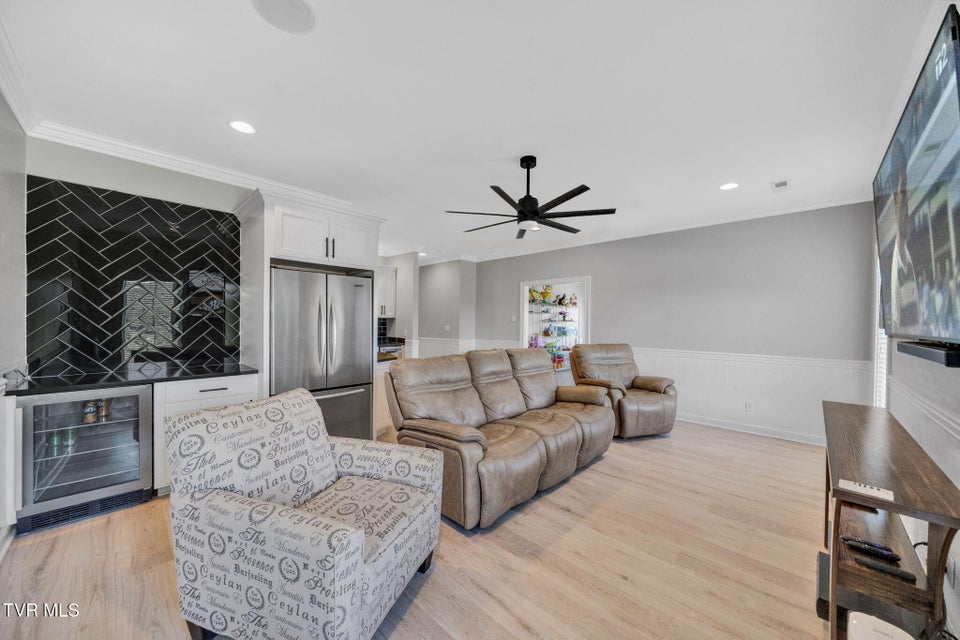 Photo #47: 301 Sunset Ridge Court